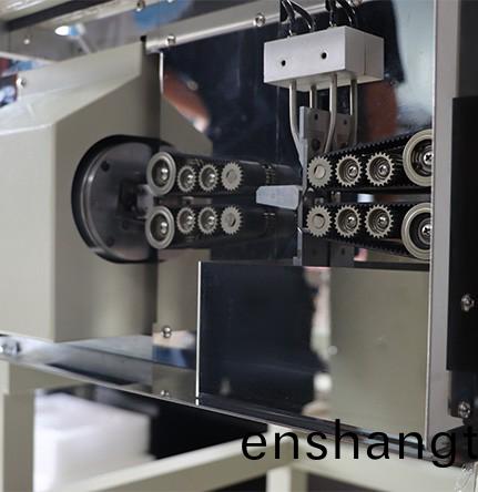 全自動(dòng)衕軸(zhou)線(xiàn)(xian)剝(bo)線(xiàn)(xian)機(jī)